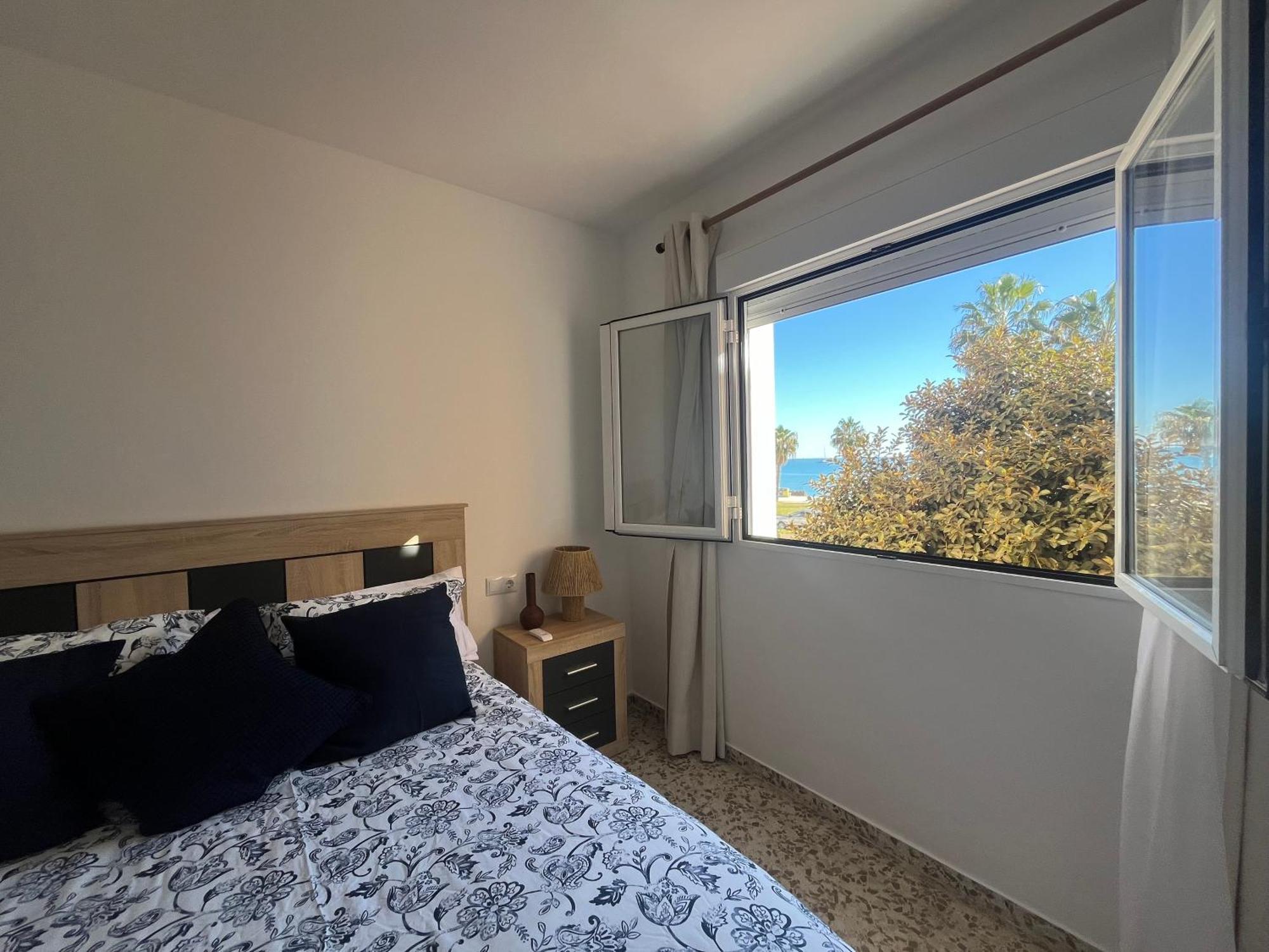 Love Rent4 Malaga Huelin Exterior photo