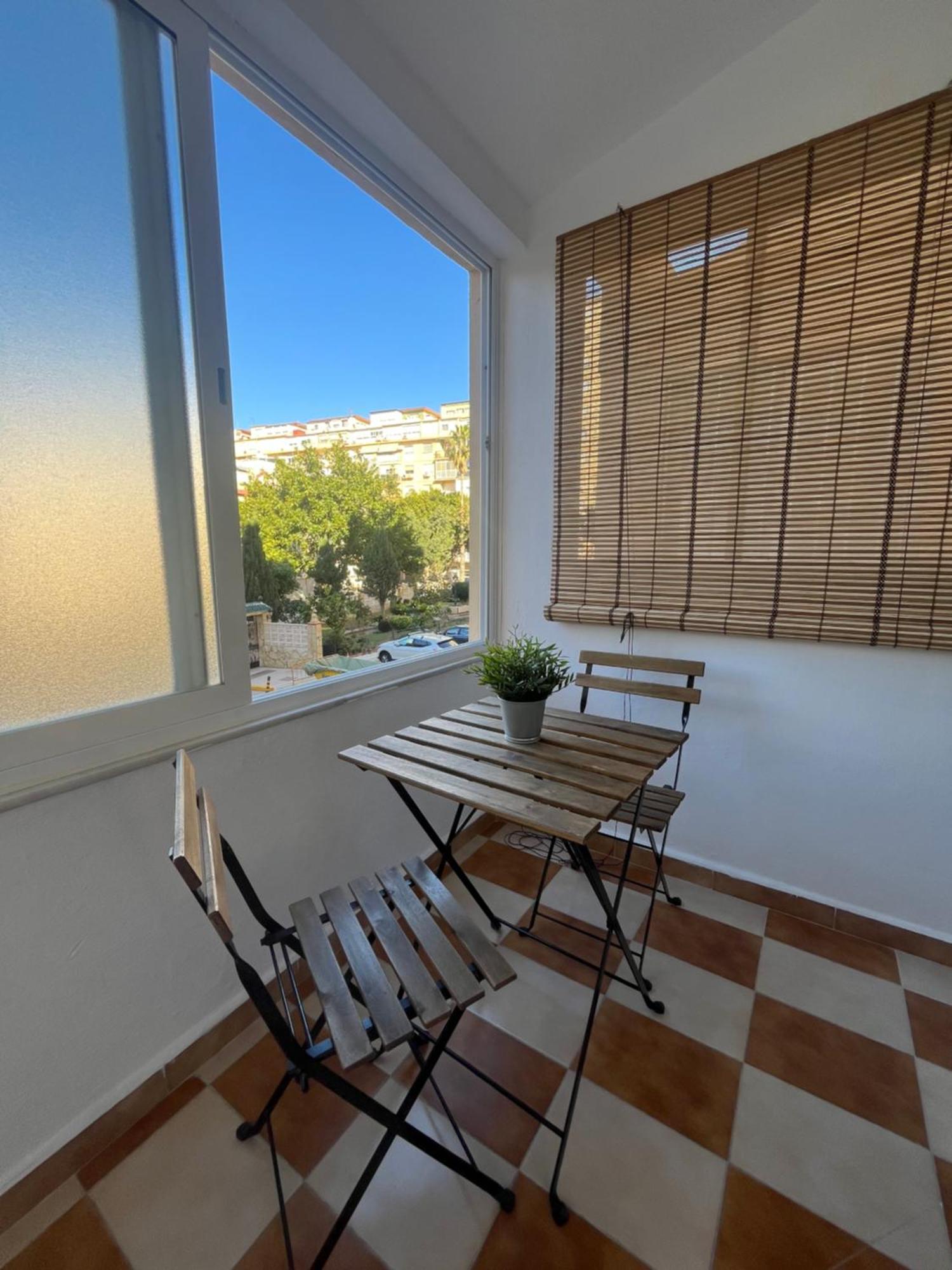Love Rent4 Malaga Huelin Exterior photo