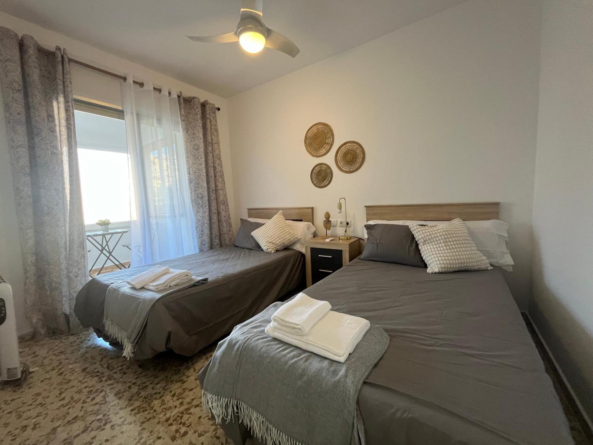 Love Rent4 Malaga Huelin Exterior photo
