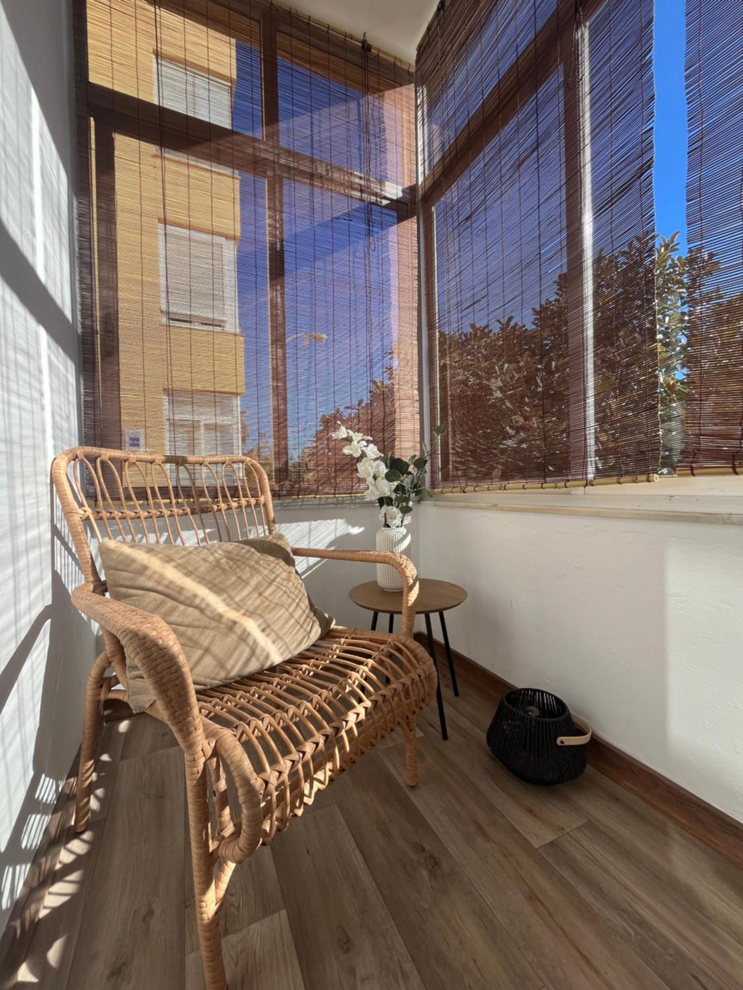 Love Rent4 Malaga Huelin Exterior photo