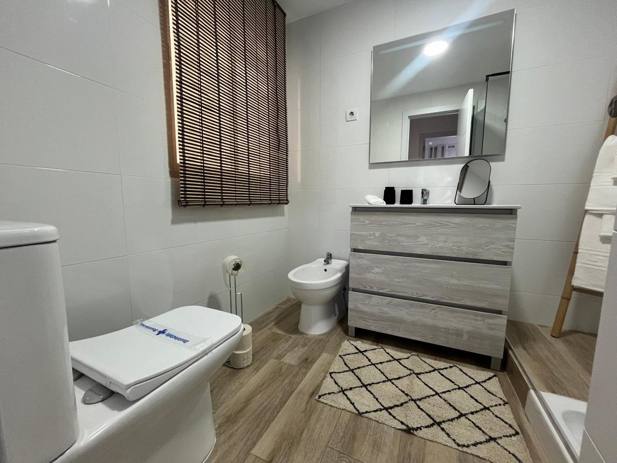 Love Rent4 Malaga Huelin Exterior photo